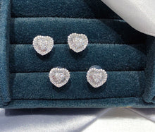 Load image into Gallery viewer, LUOWEND 18K White Gold Real Natural Diamond Stud Earrings for Women
