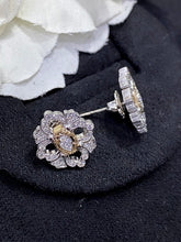 Load image into Gallery viewer, LUOWEND 18K White and Yellow Gold Real Natural Diamond Stud Earrings for Women
