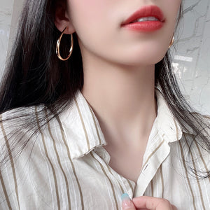 LUOWEND 18K Yellow Gold Hoop Earring for Women
