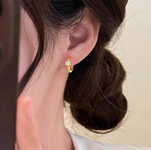 LUOWEND 18K Yellow Gold Real Natural Diamond Hoop Earrings for Women