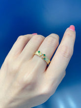 Load image into Gallery viewer, LUOWEND 18K Yellow Gold Real Natural Diamond and Emerald Ring for Women
