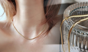 LUOWEND 18K Yellow Gold Snake Chain Necklace for Women