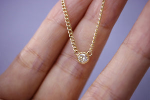 LUOWEND 18K Yellow Gold Real Natural Diamond Necklace for Women