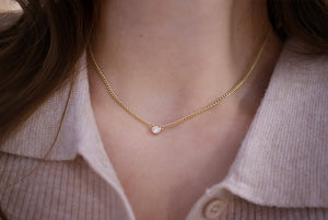 LUOWEND 18K Yellow Gold Real Natural Diamond Necklace for Women