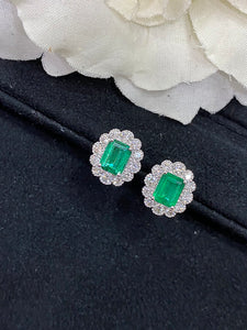 LUOWEND 18K White Gold Real Natural Emerald Gemstone Earrings for Women