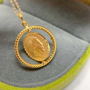 LUOWEND 18K Yellow Gold Real Natural Diamond Pendant Necklace for Women