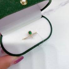 Load image into Gallery viewer, LUOWEND 18K Yellow Gold Real Natural Diamond and Emerald Ring for Women
