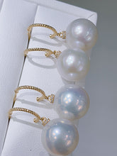 Load image into Gallery viewer, LUOWEND 18K Yellow Gold Real Natural Freshwater Pearl Earrings for Women
