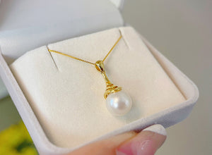 LUOWEND 18K Yellow Gold Natural Freshwater Pearl Necklace for Women