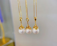 Load image into Gallery viewer, LUOWEND 18K Yellow Gold Natural Freshwater Pearl Necklace for Women
