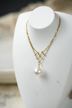 Load image into Gallery viewer, LUOWEND 18K Yellow Gold Natural Pearl Necklace for Women
