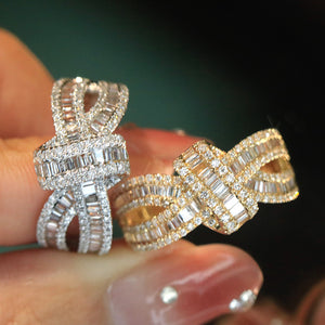 LUOWEND 18K White or Yellow Gold Real Natural Diamond Ring for Women