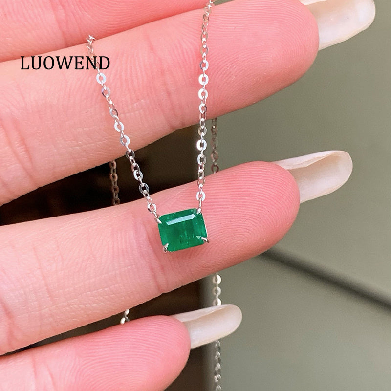 LUOWEND 18K White Gold Natural Emerald Necklace for Women