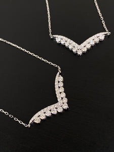 LUOWEND 18K White Gold Natural Diamond Necklace for Women