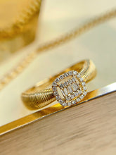 Load image into Gallery viewer, LUOWEND 18K Yellow Gold Fine Jewelry Real Natural Diamond Ring for Women
