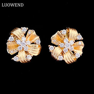 LUOWEND 18K Yellow Gold Real Natural Diamond Stud Earrings for Women