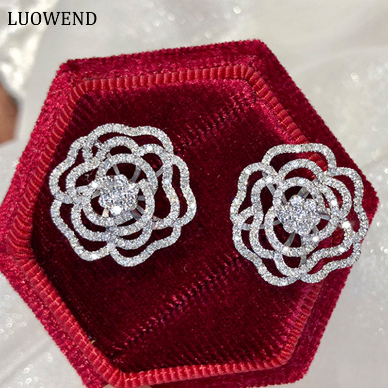 LUOWEND 18K White Gold Real Natural Diamond Stud Earrings for Women