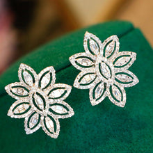 Load image into Gallery viewer, LUOWEND 18K White Gold Real Natural Diamond Stud Earrings for Women

