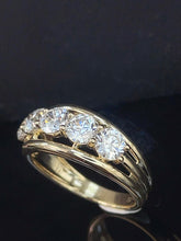 Load image into Gallery viewer, LUOWEND 18K Yellow Gold Fine Jewelry Real Natural Diamond Ring for Women
