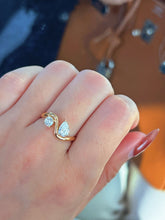Load image into Gallery viewer, LUOWEND 18K Yellow Gold Fine Jewelry Real Natural Diamond Ring for Women
