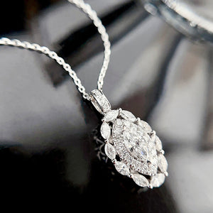 LUOWEND 18K White Gold Real Natural Diamond Pendant Necklace for Women