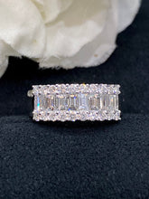Load image into Gallery viewer, LUOWEND 18K White Gold Real Natural Diamond Ring for Women
