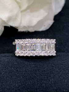 LUOWEND 18K White Gold Real Natural Diamond Ring for Women
