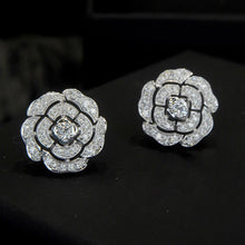 Load image into Gallery viewer, LUOWEND 18K White Gold Real Natural Diamond Stud Earrings for Women
