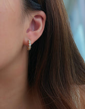 Load image into Gallery viewer, LUOWEND 18K Yellow Gold Fine Jewelry Real Natural Diamond Earrings for Women
