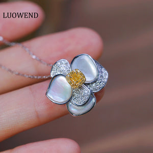 LUOWEND 18K White Gold Real Natural Yellow Diamond Pendant Necklace for Women