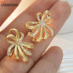LUOWEND 18K Yellow Gold Real Natural Diamond Stud Earring for Women