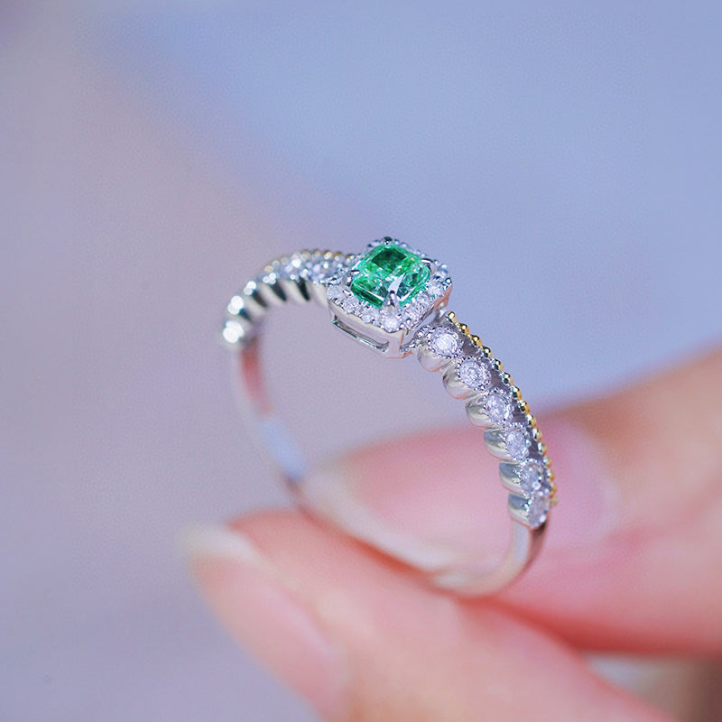 LUOWEND 18K White Gold Real Natural Green Diamond Ring for Women