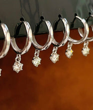 Load image into Gallery viewer, LUOWEND 18K White/Yellow Gold Fine Jewelry Real Natural Diamond Earrings for Women
