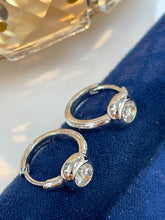 Load image into Gallery viewer, LUOWEND 18K White/Yellow Gold Fine Jewelry Real Natural Diamond Earrings for Women
