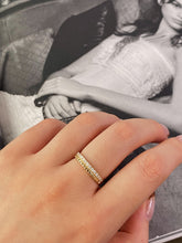 Load image into Gallery viewer, LUOWEND 18K White/Yellow Gold Fine Jewelry Real Natural Diamond Ring for Women
