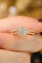Load image into Gallery viewer, LUOWEND 18K Yellow Gold Real Natural Diamond Ring for Women
