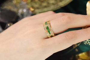 LUOWEND 18K Yellow Gold Real Natural Emerald and Diamond Gemstone Ring for Women