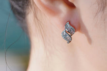 Load image into Gallery viewer, LUOWEND 18K White Gold Real Natural Diamond Stud Earrings for Women
