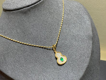 Load image into Gallery viewer, LUOWEND 18K Yellow Gold Natural Emerald Pendant
