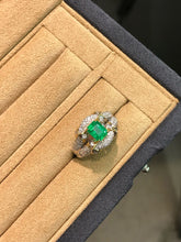 Load image into Gallery viewer, LUOWEND 18K Yellow Gold Natural Emerald Ring for Women
