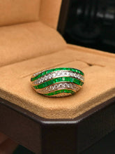 Load image into Gallery viewer, LUOWEND 18K Yellow Gold Natural Emerald Ring for Women

