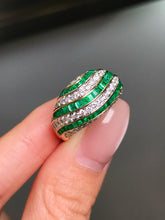 Load image into Gallery viewer, LUOWEND 18K Yellow Gold Natural Emerald Ring for Women
