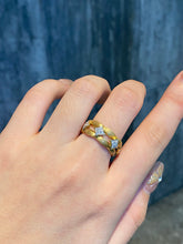 Load image into Gallery viewer, LUOWEND 18K Yellow Gold Natural Diamond Ring for Women

