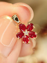 Load image into Gallery viewer, LUOWEND 18K Yellow Gold Natural Ruby Pendant Necklace for Women
