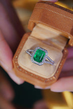 Load image into Gallery viewer, LUOWEND 18K White Gold Real Natural Diamond and Emerald Ring for Women
