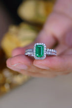 Load image into Gallery viewer, LUOWEND 18K White Gold Real Natural Diamond and Emerald Ring for Women
