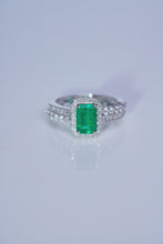 Load image into Gallery viewer, LUOWEND 18K White Gold Real Natural Diamond and Emerald Ring for Women

