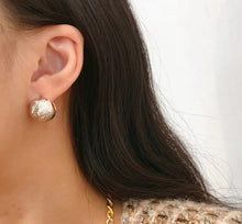Load image into Gallery viewer, LUOWEND 18K White+Yellow Gold Earrings for Women
