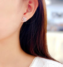 Load image into Gallery viewer, LUOWEND 18K White Gold Real Natural Diamond Stud Earrings for Women
