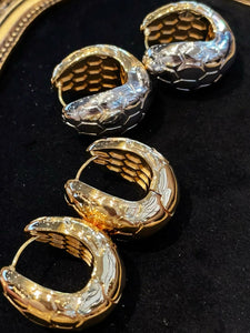 LUOWEND 18K Gold Hoop Earrings for Women